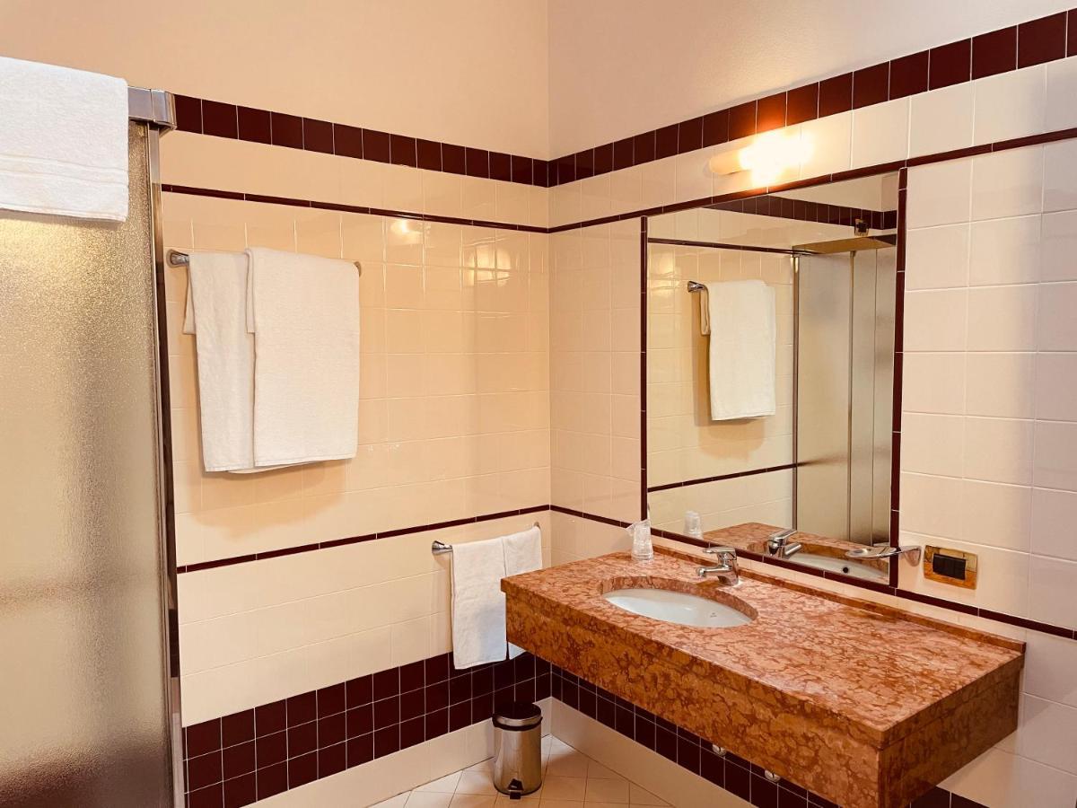 Hotel Centro Paolo Vi 3*